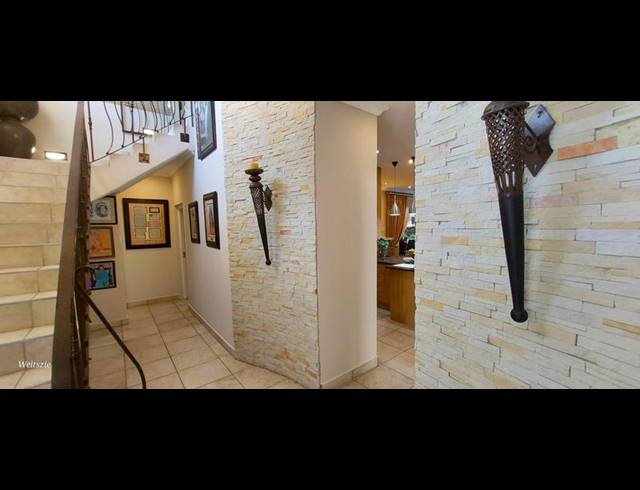 4 BEDROOM HOUSE FOR SALE IN WILDERNESS